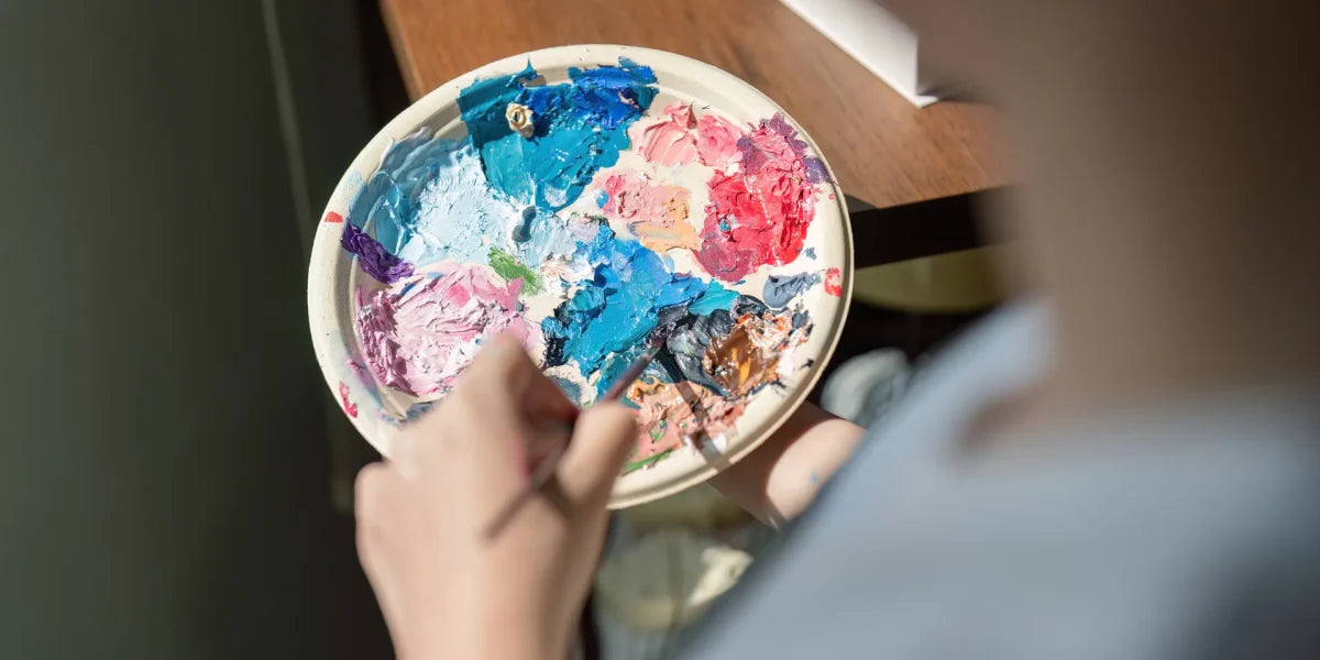 Choosing the Right Paint for Your Wood Crafts: Types, Tips &amp; Professional Techniques